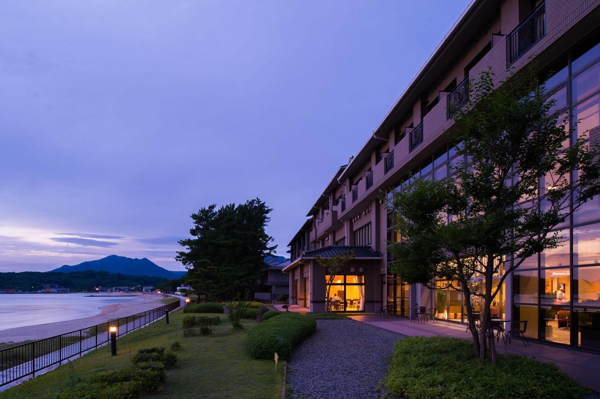 Resort Hotel MiХаги Екстериор снимка