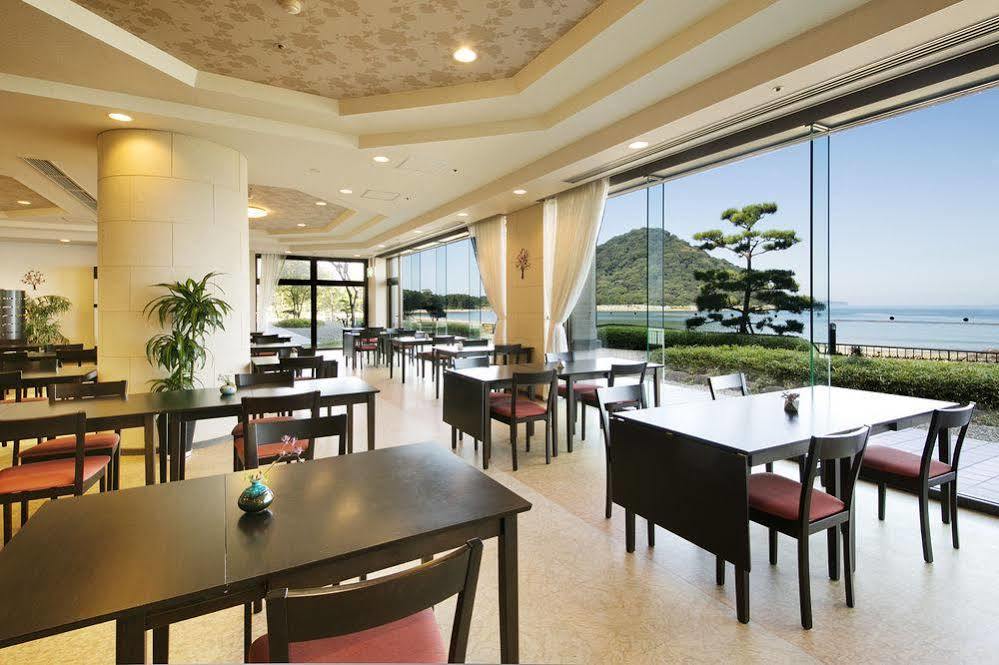 Resort Hotel MiХаги Екстериор снимка